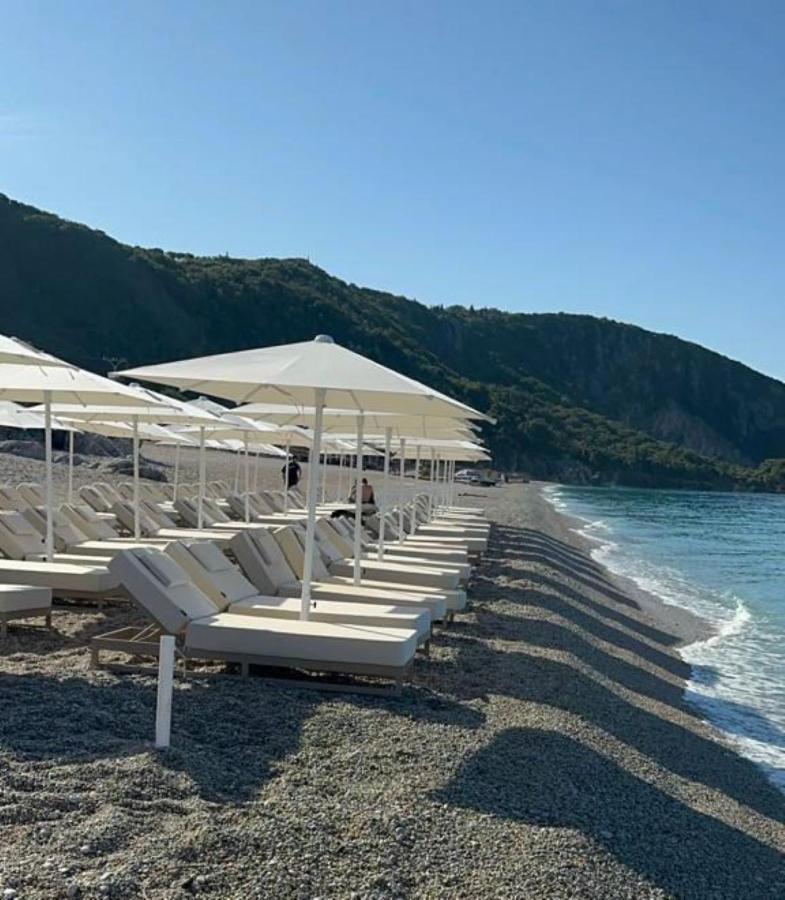Black Diamond Hotel ديرمي المظهر الخارجي الصورة