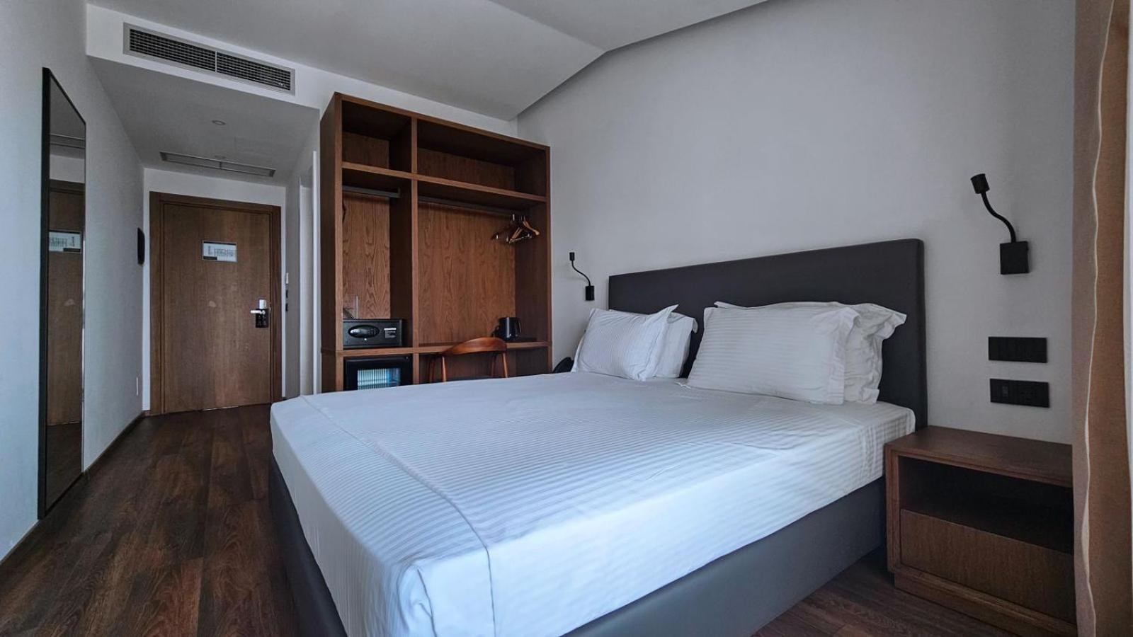 Black Diamond Hotel ديرمي المظهر الخارجي الصورة